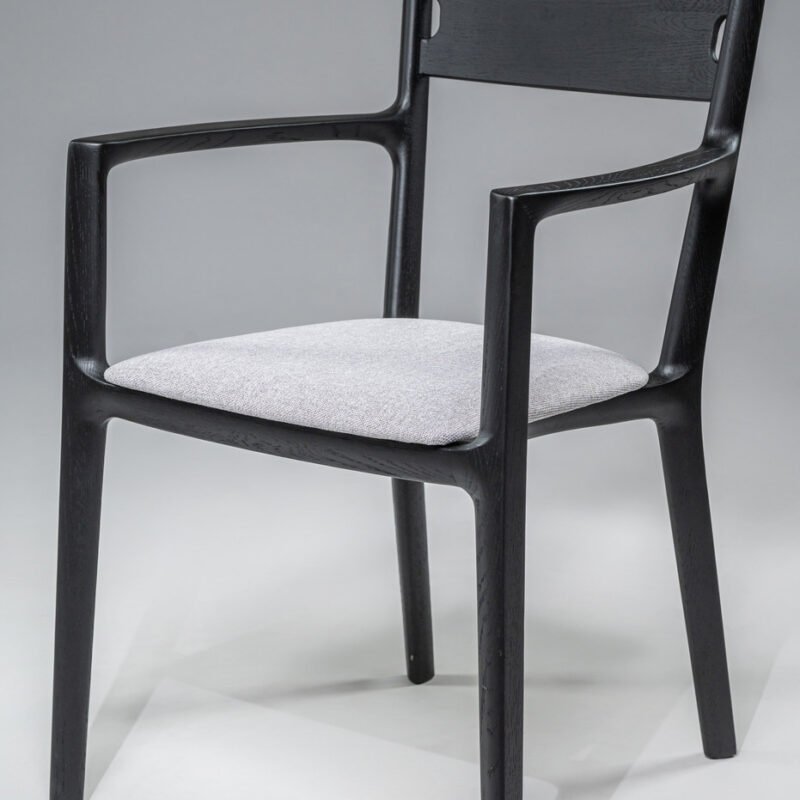 Fiori Oak Black Ivory